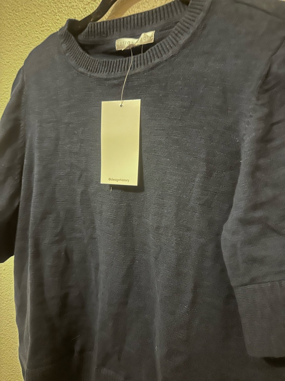 Design History Navy Crewneck Sweater - Picture 6 of 6